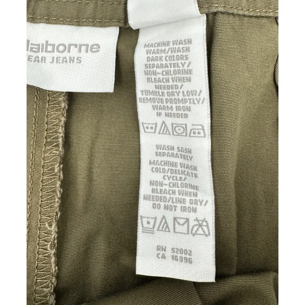 Liz Claiborne LizWear Jeans Women's Olive Capri Pants Size 16 Cropped Belted - Picture 11 of 14